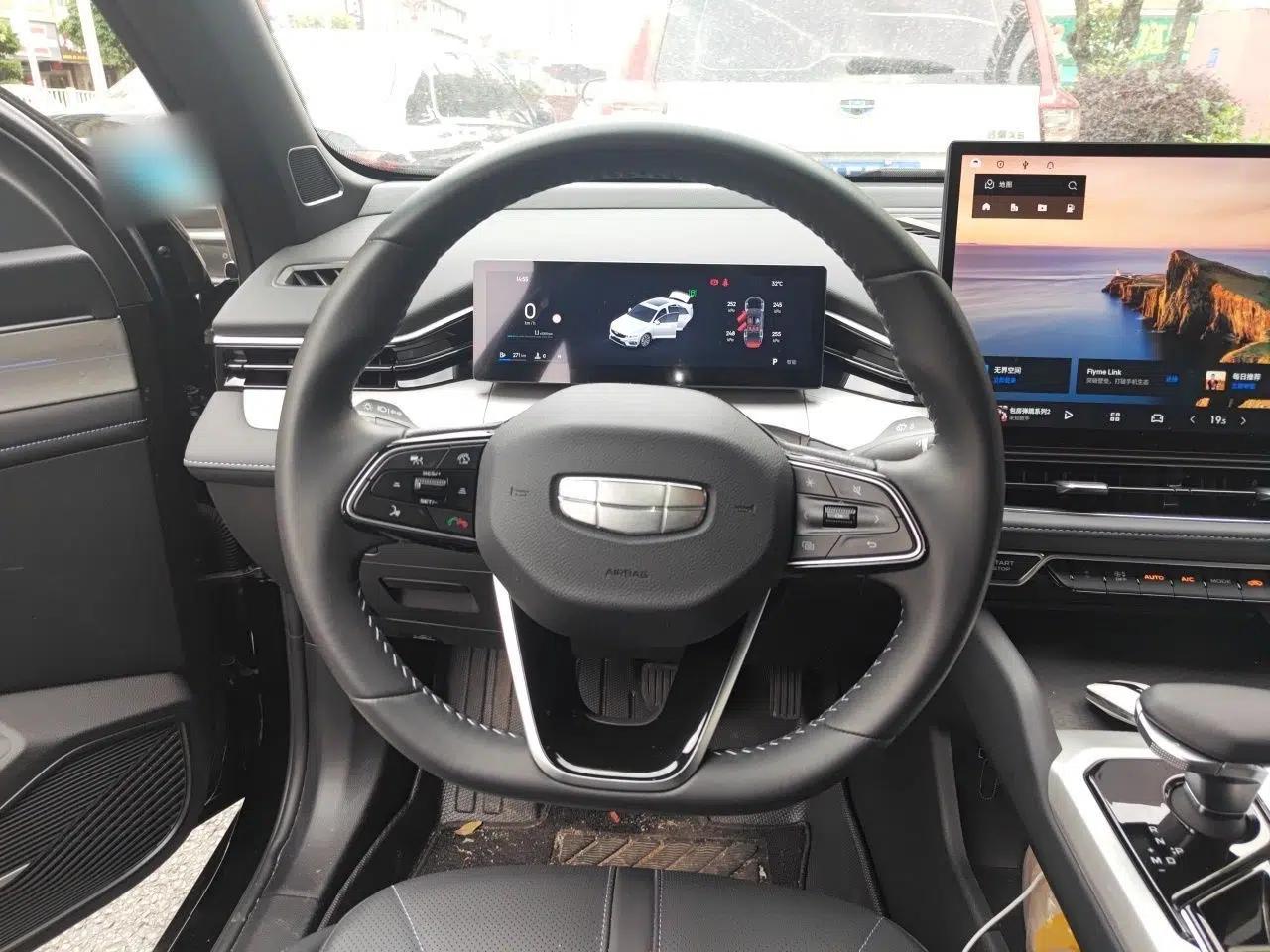 Geely Auto Preface 2025 Dongfang Yao 1.5TD Fuyao Edition — миниатюра 11