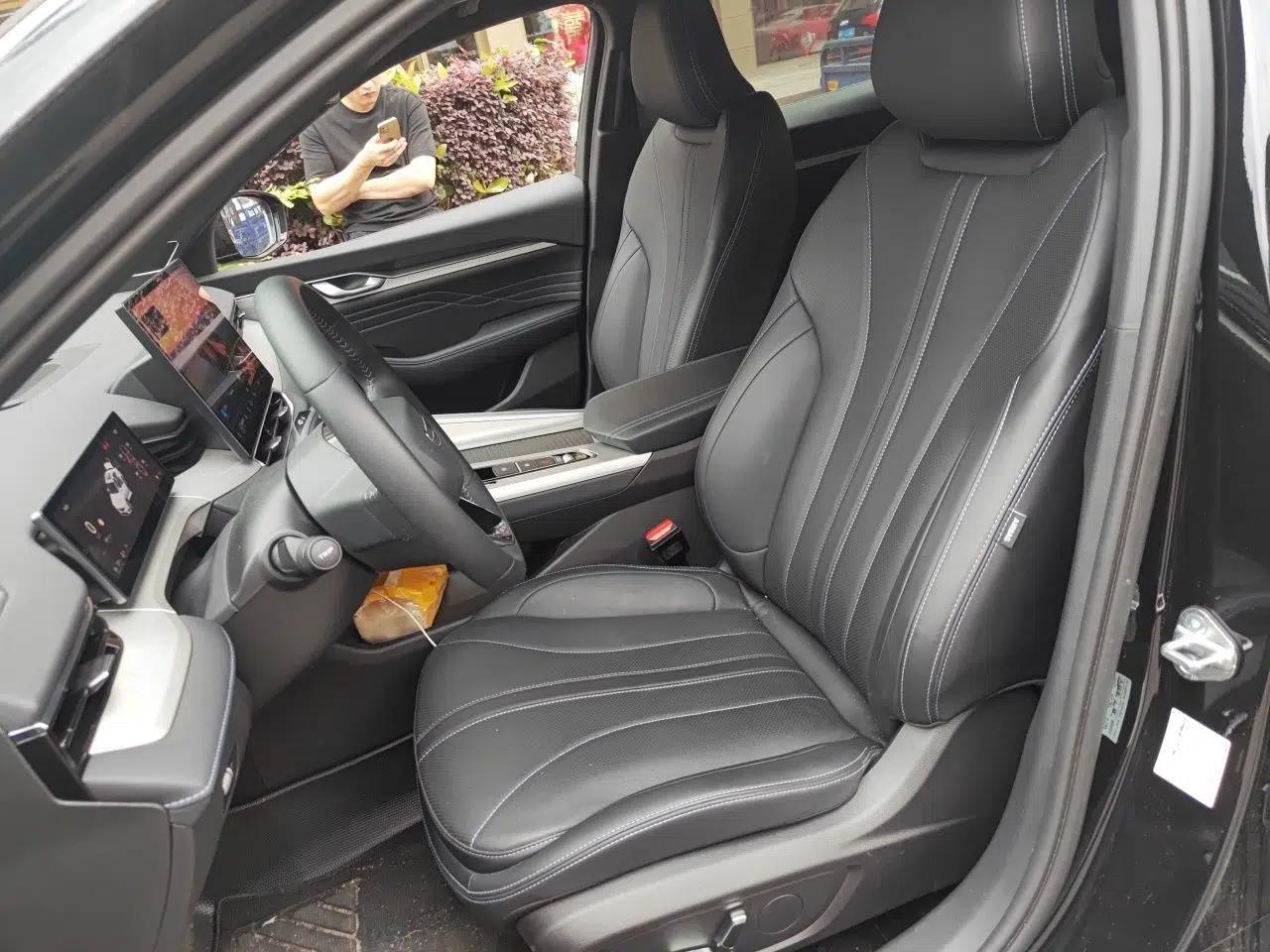 Geely Auto Preface 2025 Dongfang Yao 1.5TD Fuyao Edition — миниатюра 16