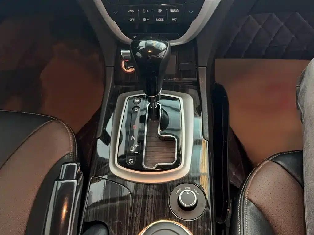Trumpchi GS5 Super 2015 1.8T Automatic 4WD Elite Edition — миниатюра 11