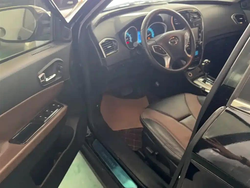 Trumpchi GS5 Super 2015 1.8T Automatic 4WD Elite Edition — миниатюра 15