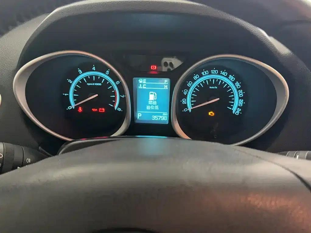Trumpchi GS5 Super 2015 1.8T Automatic 4WD Elite Edition — миниатюра 7