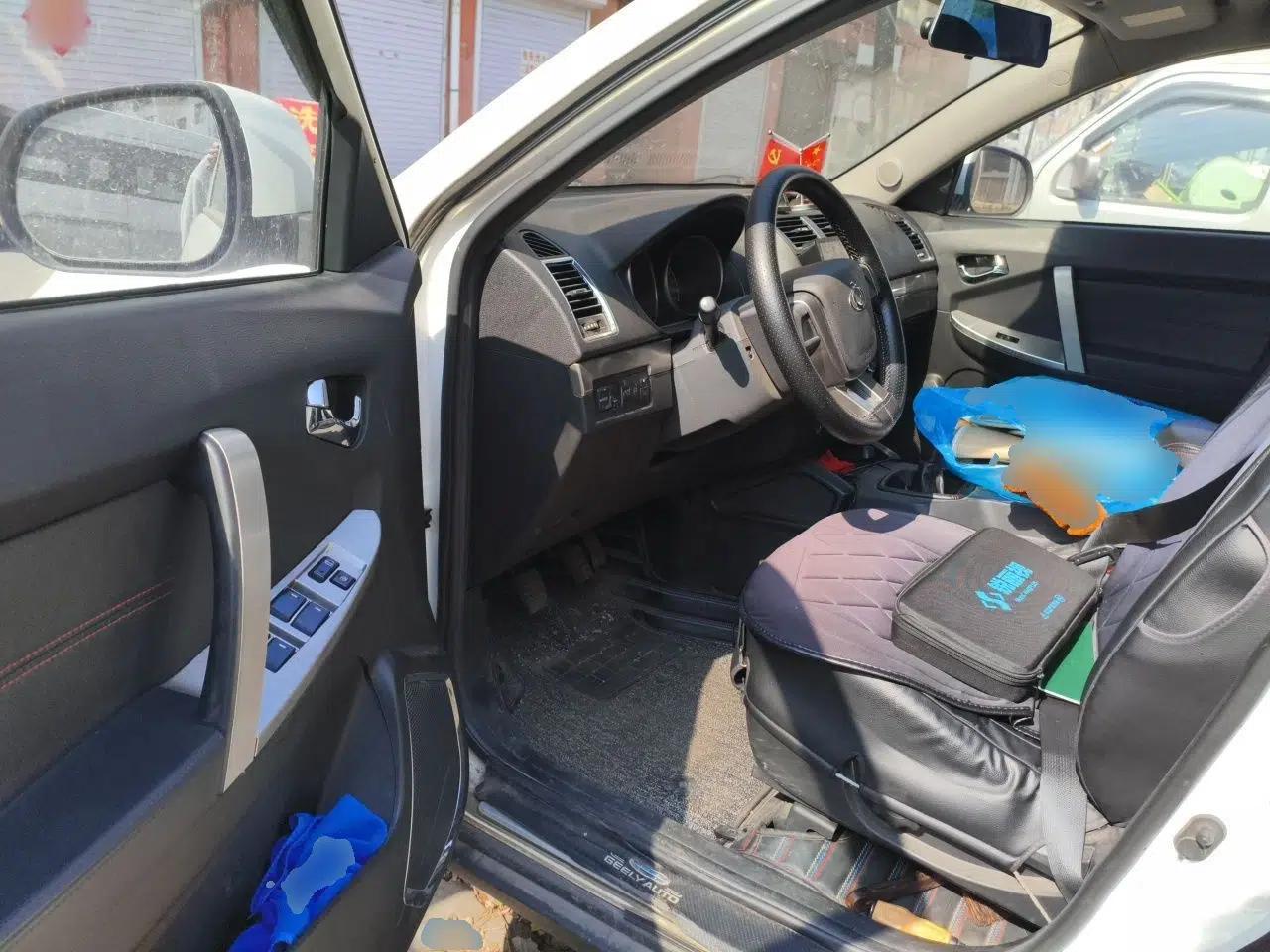 Geely Auto GX7 2015 Classic Edition 1.8L Manual Urban Model China IV — миниатюра 17