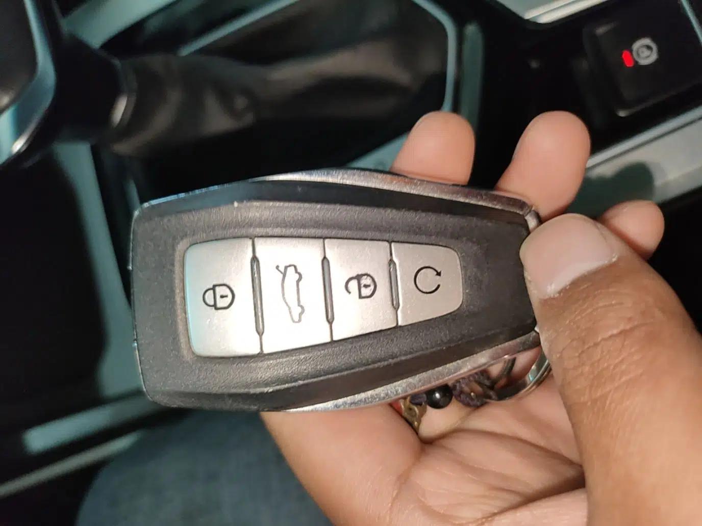Geely Auto Emgrand L 2022 1.4T CVT Ultimate Model — миниатюра 12