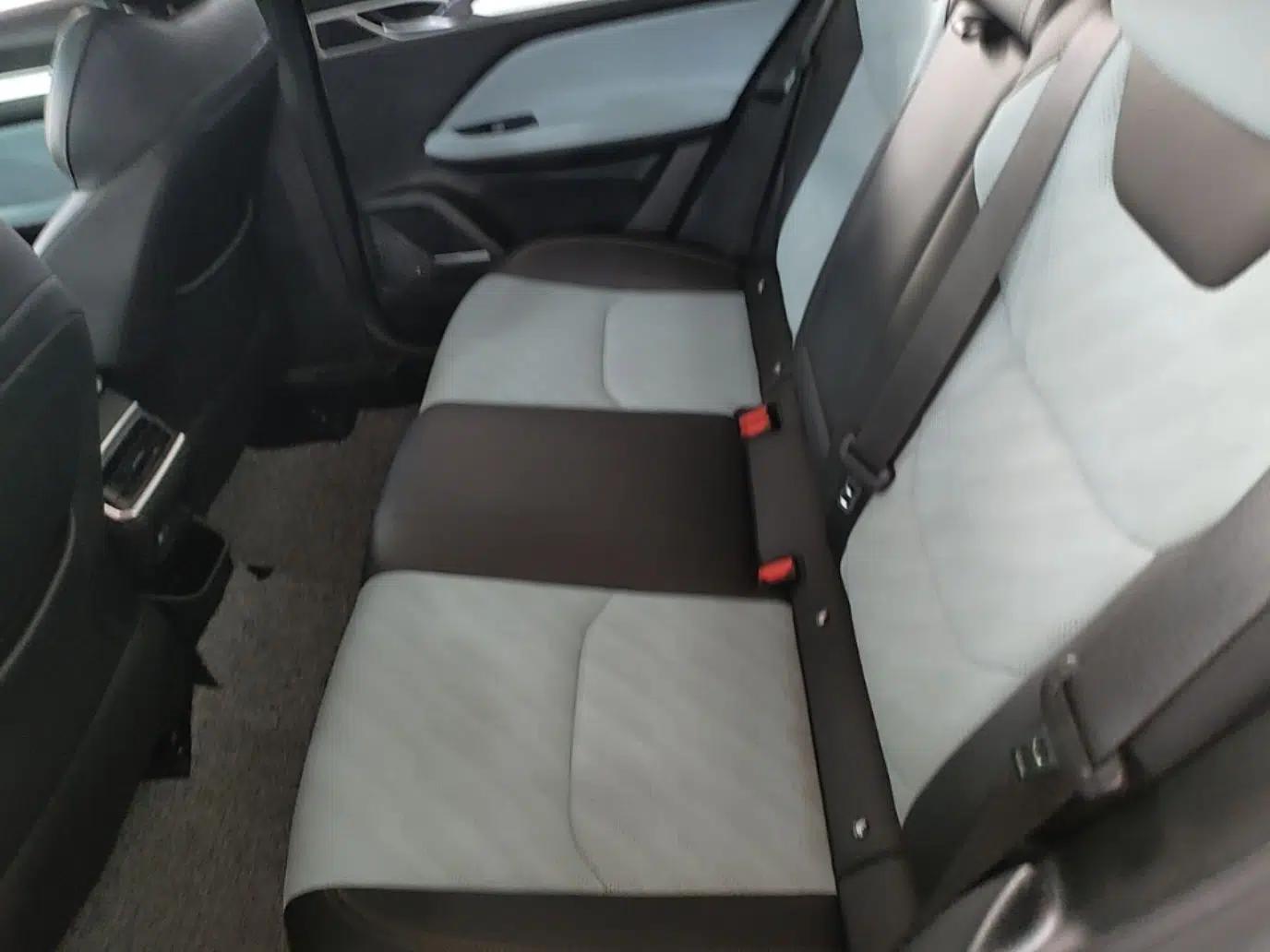 Geely Auto Emgrand L 2022 1.4T CVT Ultimate Model — миниатюра 20