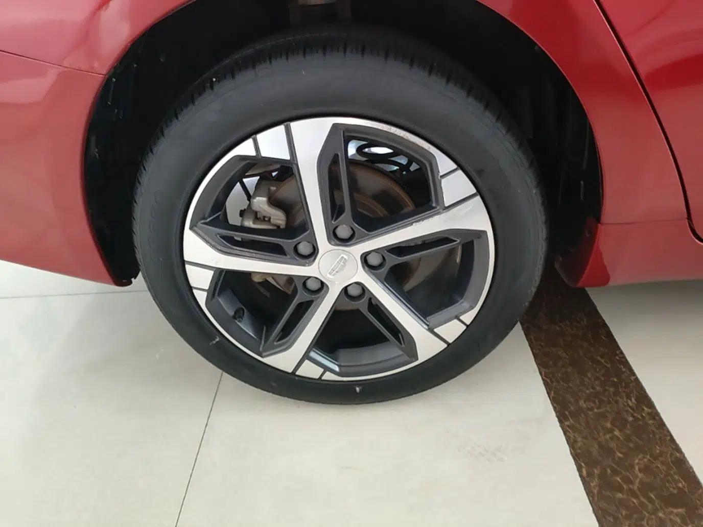 Geely Auto Emgrand L 2022 1.4T CVT Ultimate Model — миниатюра 10