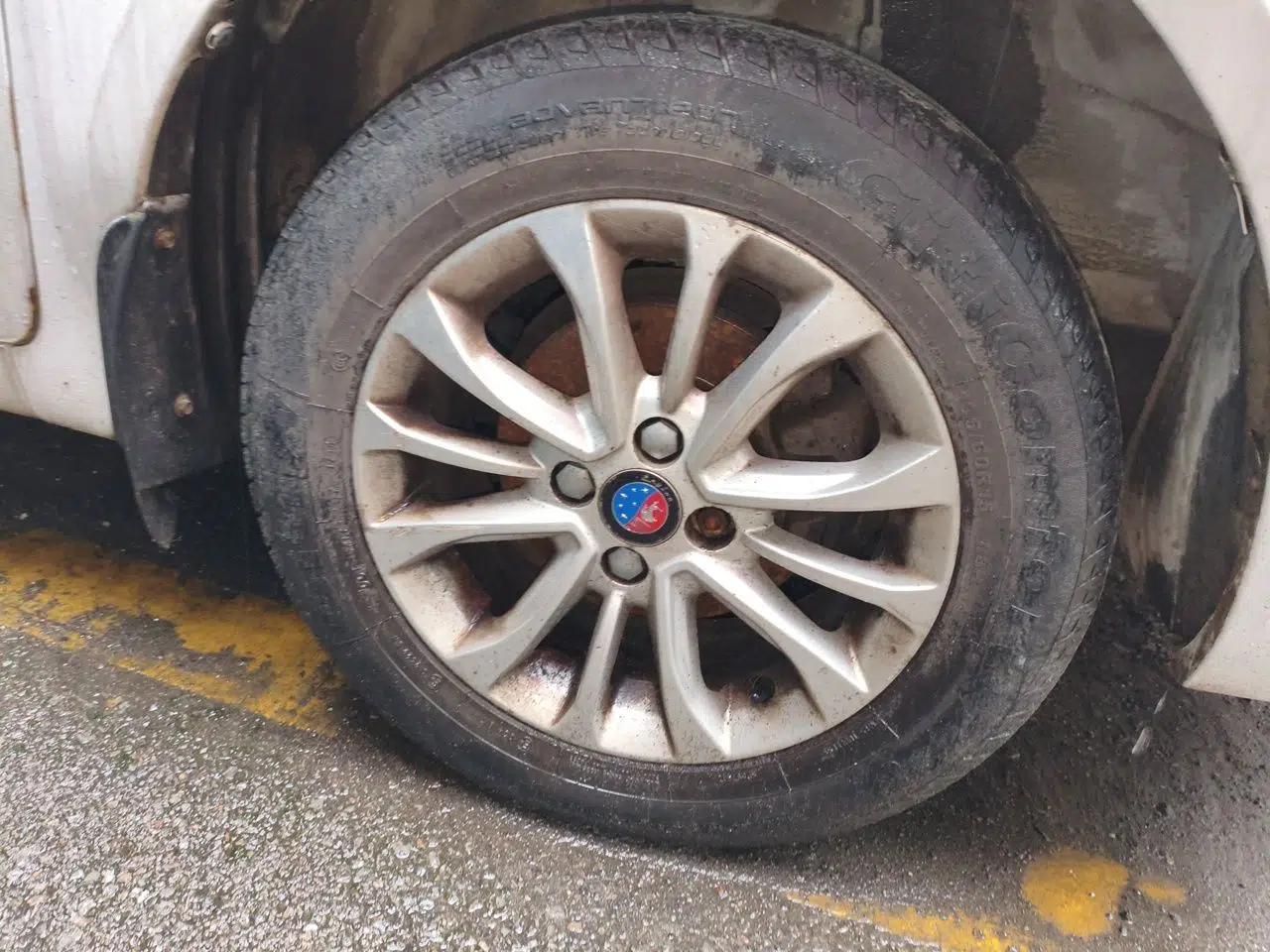 Geely Auto Ocean 2014 1.5L Manual Elite Model — миниатюра 8