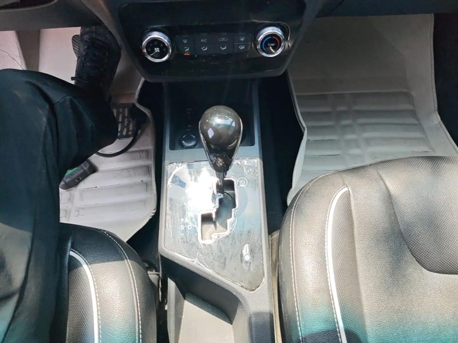 JAC Group Refine S2 2015 1.5L CVT Luxury Smart Version — миниатюра 17