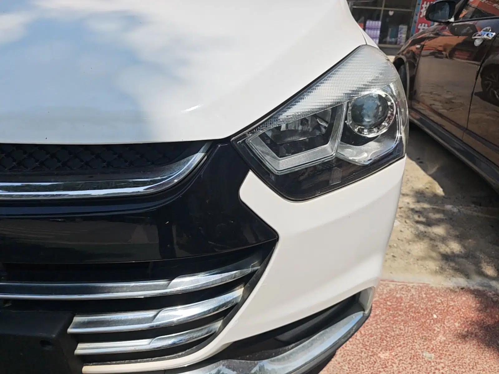 JAC Group Refine S2 2015 1.5L CVT Luxury Smart Version — миниатюра 9