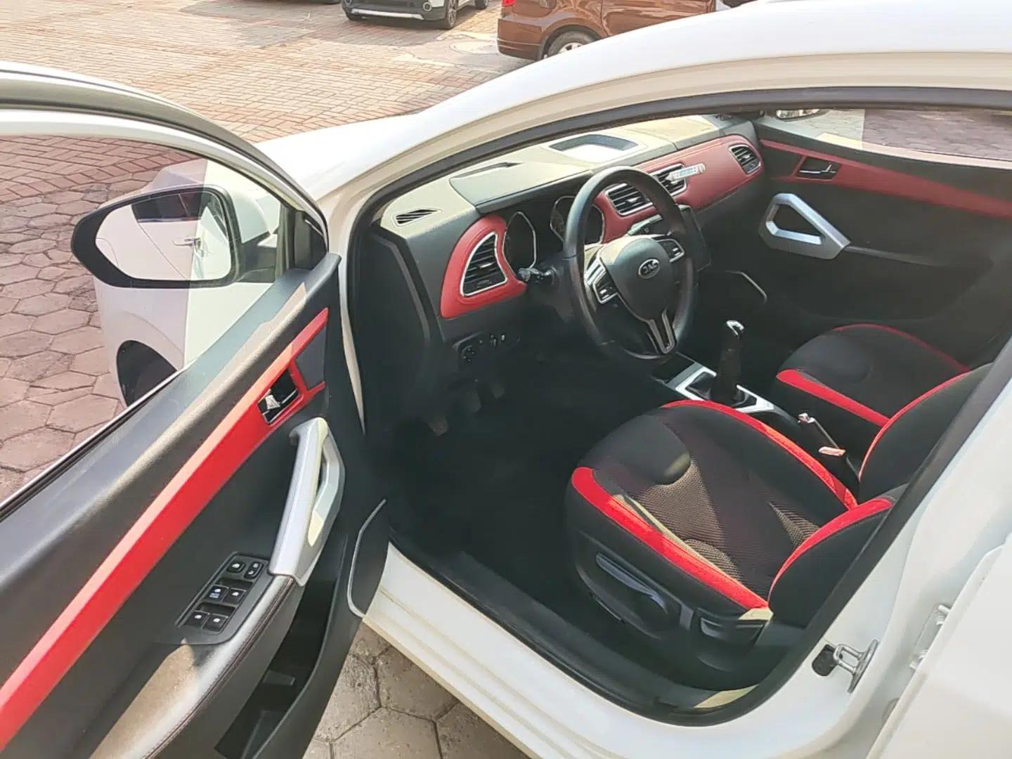 JAC Group Refine S2 2017 1.5L Manual Luxury Model — миниатюра 19
