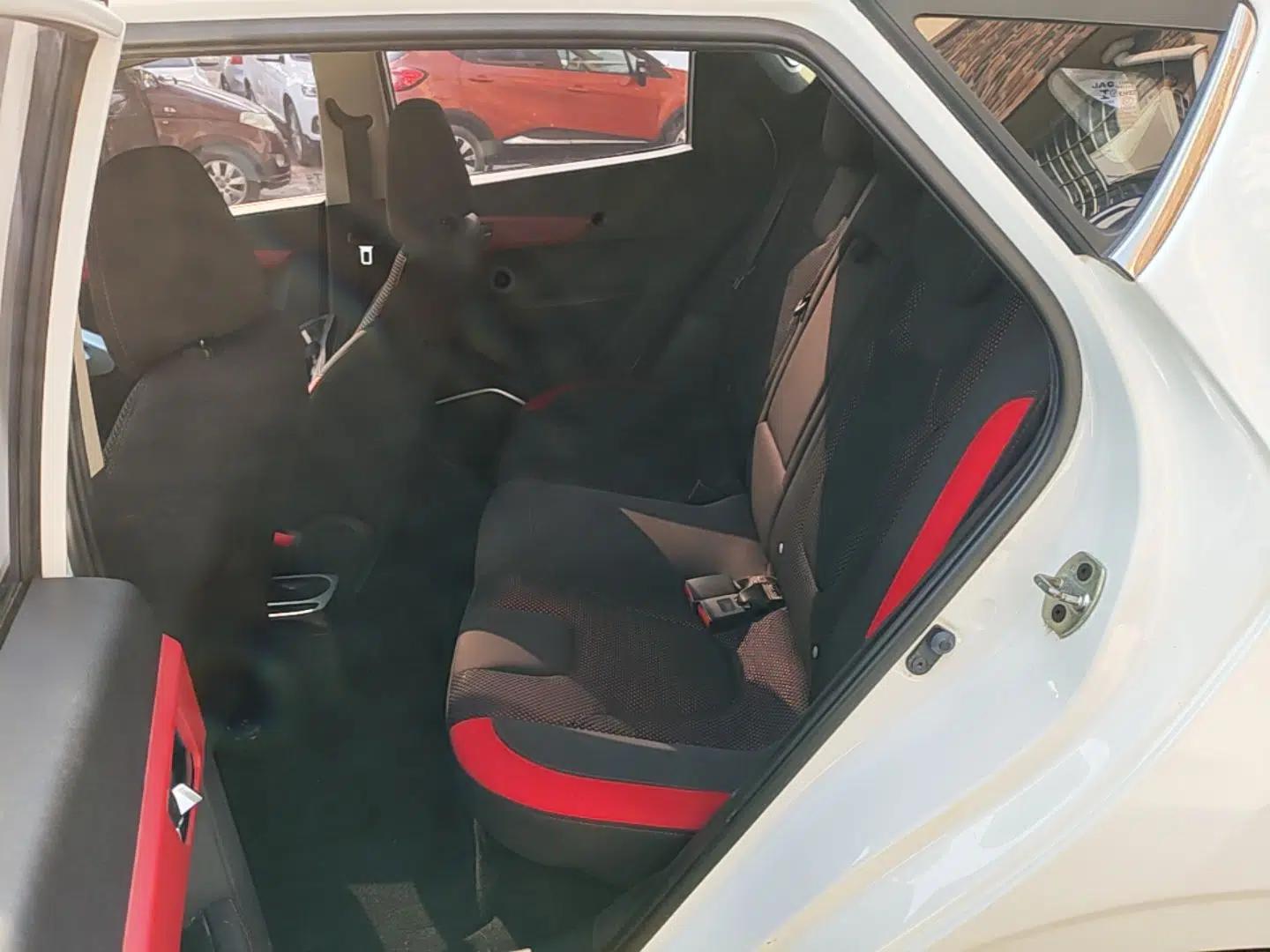 JAC Group Refine S2 2017 1.5L Manual Luxury Model — миниатюра 20