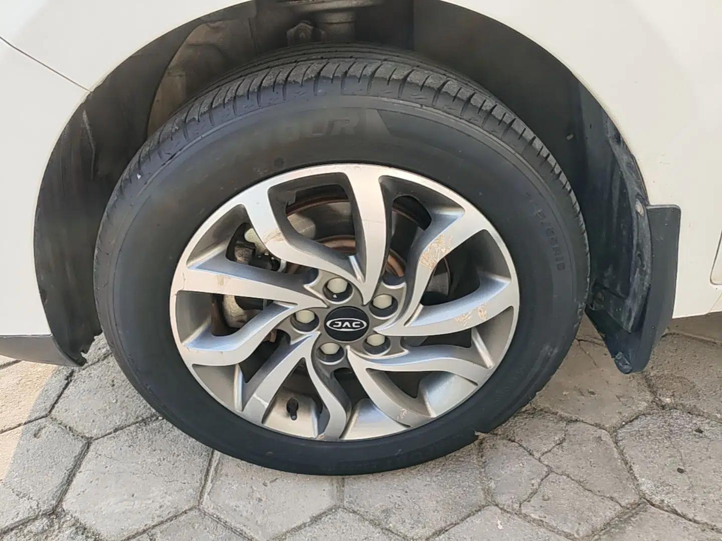 JAC Group Refine S2 2017 1.5L Manual Luxury Model — миниатюра 8