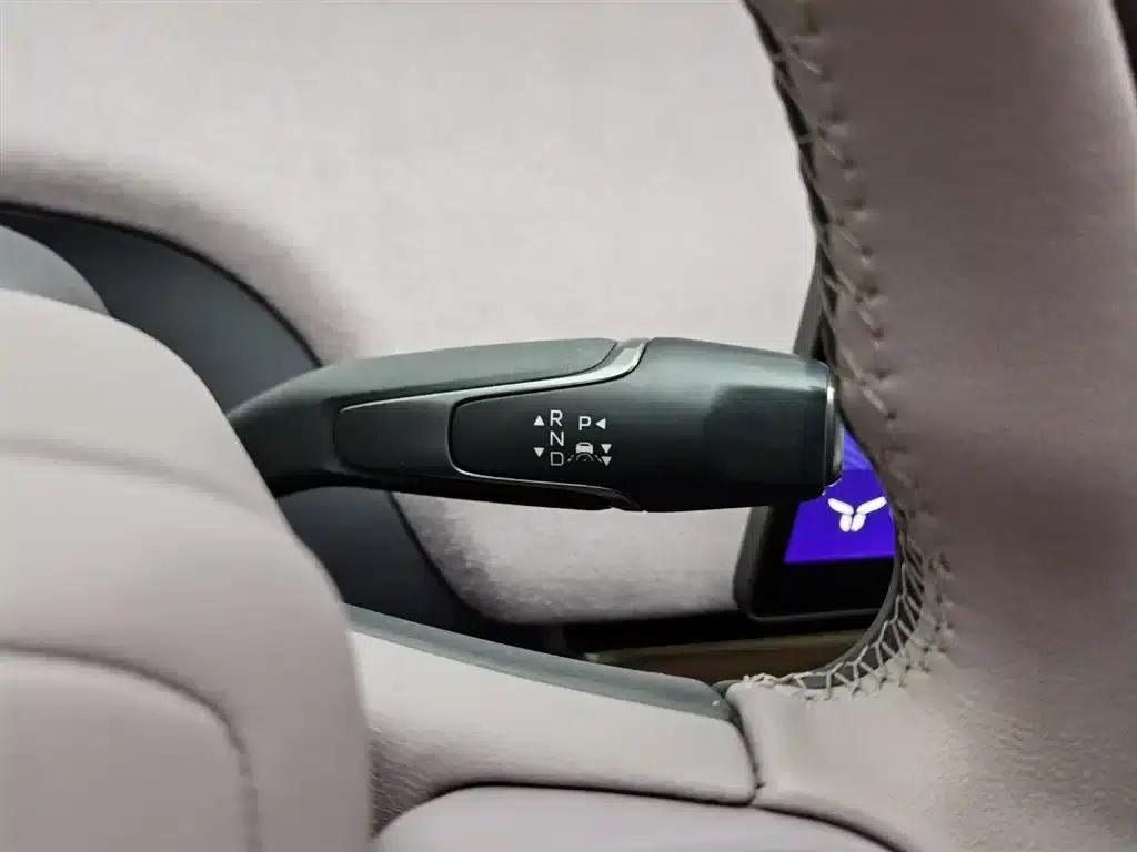Hongqi Tiangong 05 2025 750 Smart Selection Edition — миниатюра 13