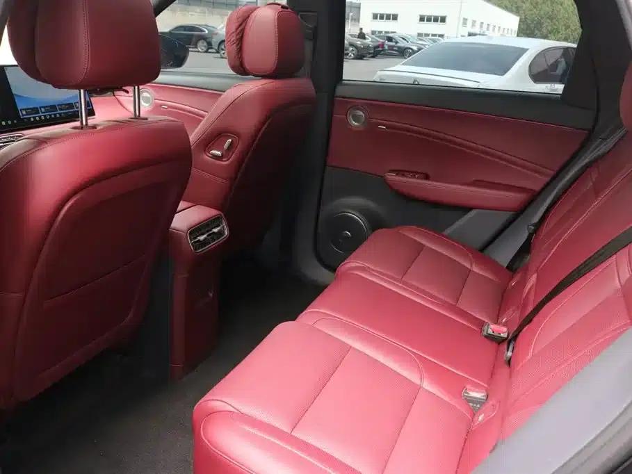 Hongqi HS6 PHEV 2026 Model 240 Intelligent Hybrid — миниатюра 11