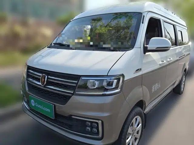 Jinbei New Hiace S 2023 1.5L Wealth Edition Passenger Van 5/6/7-Seater Central Air Conditioning Version SWC15M