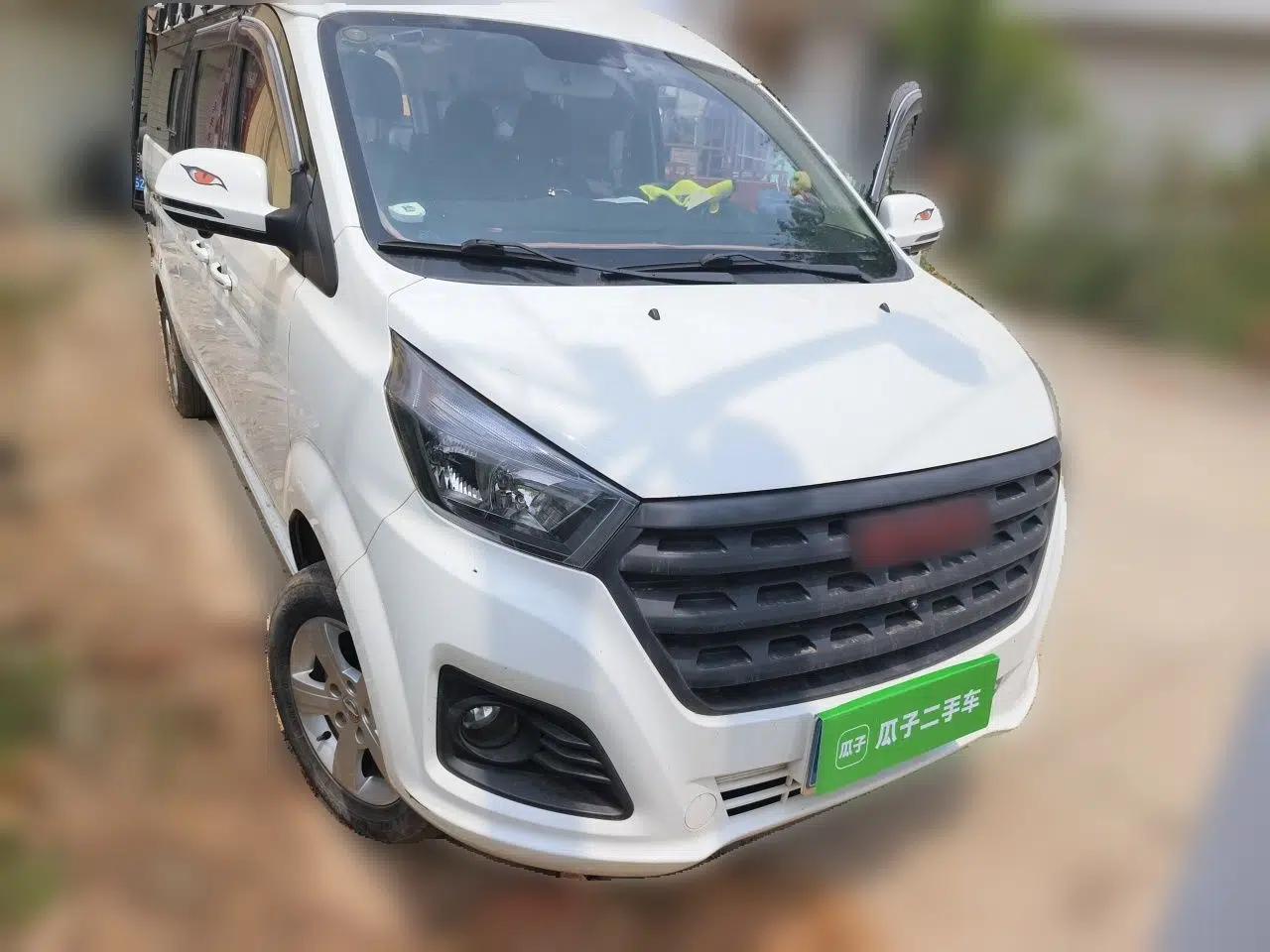 Jinbei Gold Hiace 2023 1.5L Passenger Van Travel Lion 5/6/7-Seater with Central Air Conditioning — миниатюра 3
