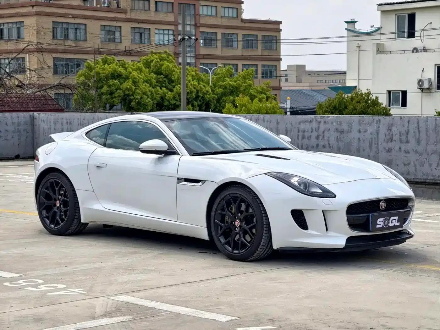 Jaguar F-TYPE 2016 3.0 SC Hardtop — миниатюра 3