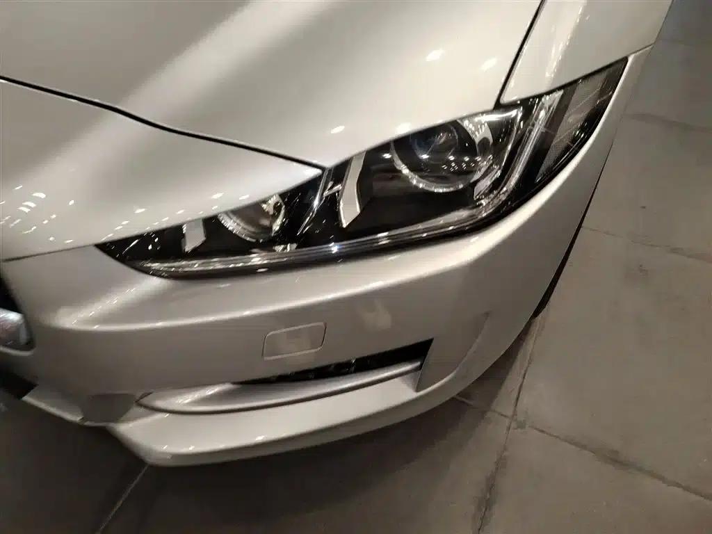 Jaguar XE 2017 2.0T 200PS R-Sport — миниатюра 3