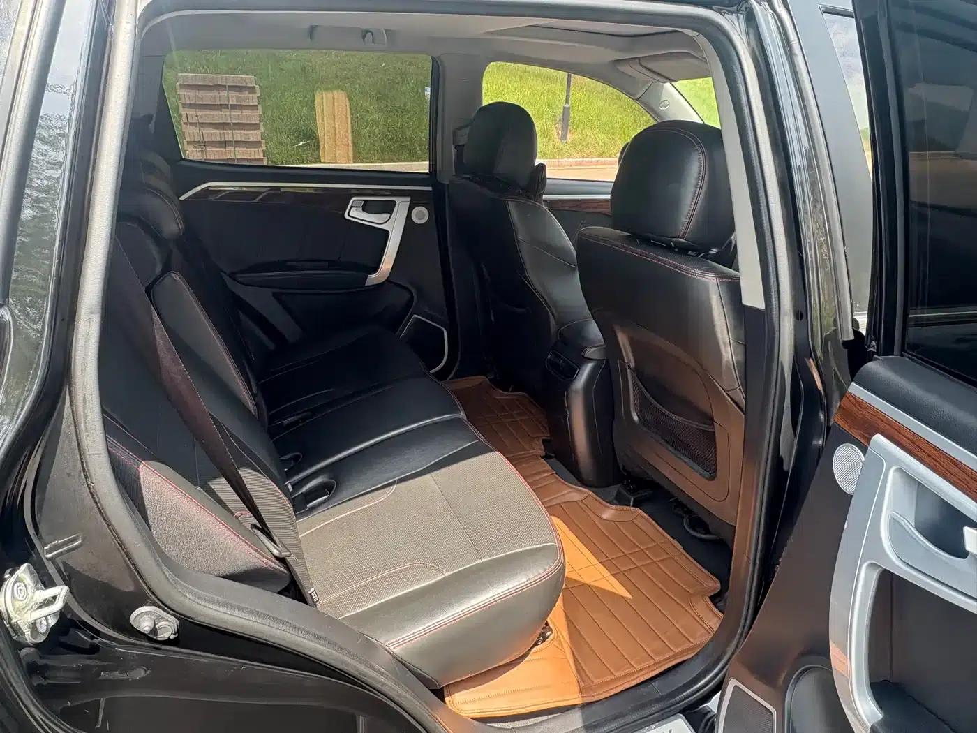 Geely GX7 2015 Sport Edition 2.0L Automatic Premium — миниатюра 10