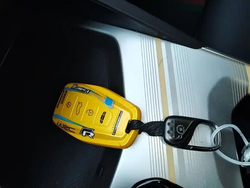 Geely Emgrand L HiP 2024 Dragon Edition 1.5TD-DHT Pro 100KM Superior Model — миниатюра 9