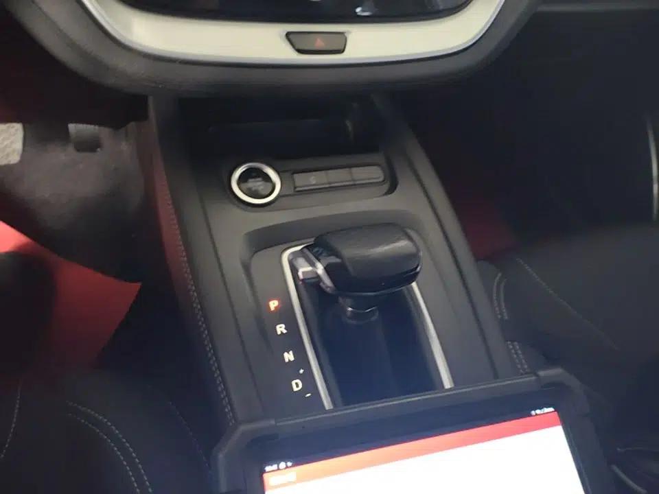 JETOUR X70M 2021 1.5T DCT Luxury Partner Model 7 Seats — миниатюра 17