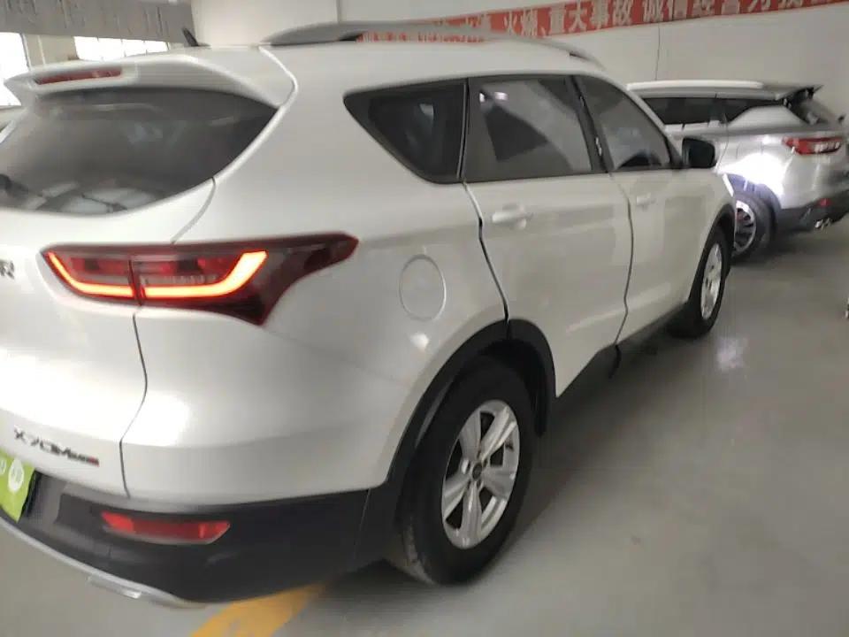 JETOUR X70M 2021 1.5T DCT Luxury Partner Model 7 Seats — миниатюра 6