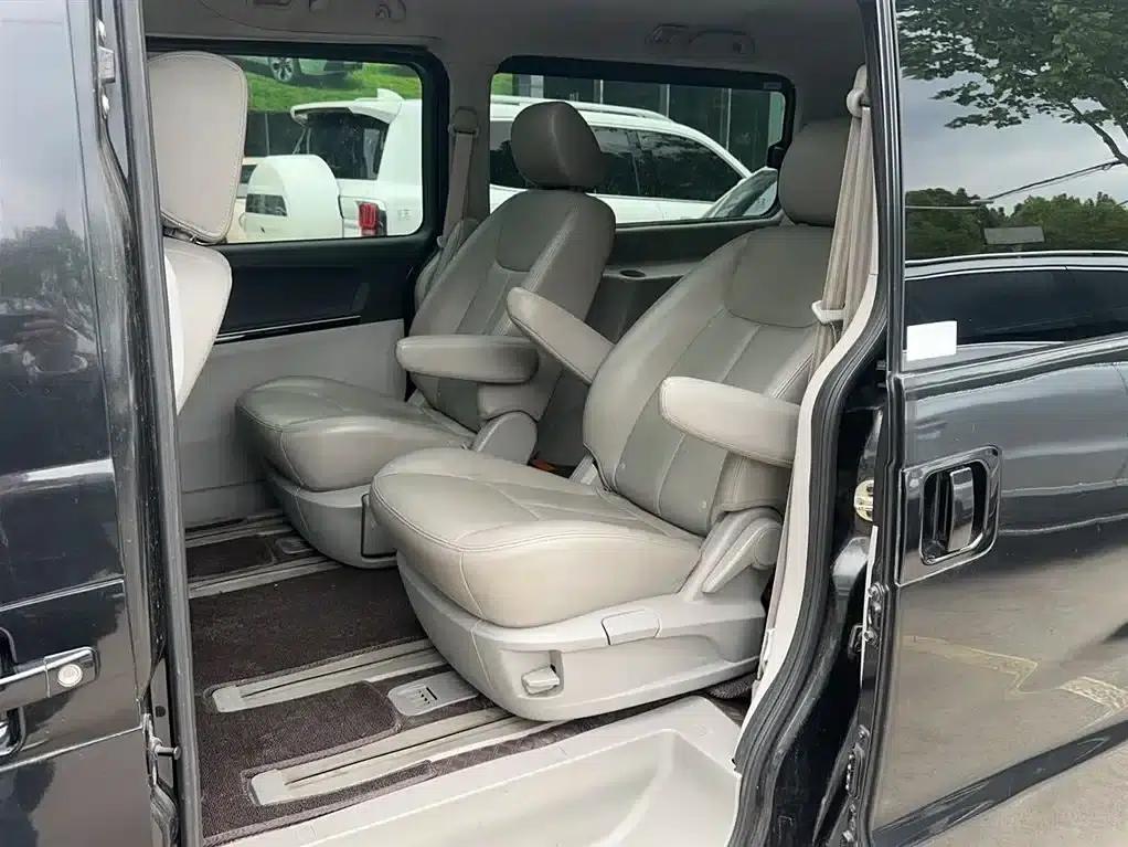 Refine M5 2013 2.0T Gasoline Automatic Business Edition — миниатюра 16