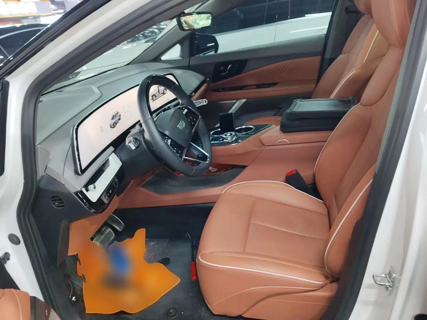 Cadillac OPTIQ 2024 Four-Wheel Drive Long-Range Version — миниатюра 18