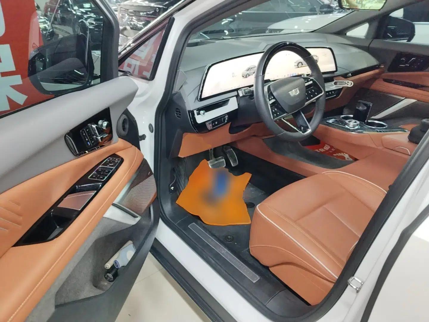 Cadillac OPTIQ 2024 Four-Wheel Drive Long-Range Version — миниатюра 19