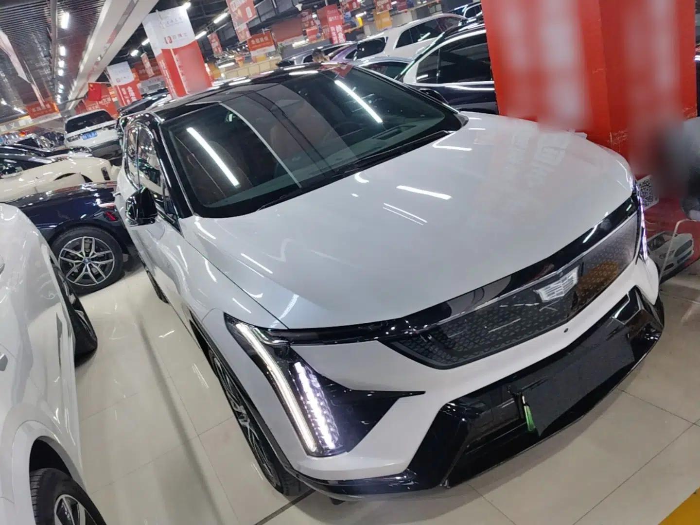 Cadillac OPTIQ 2024 Four-Wheel Drive Long-Range Version — миниатюра 3