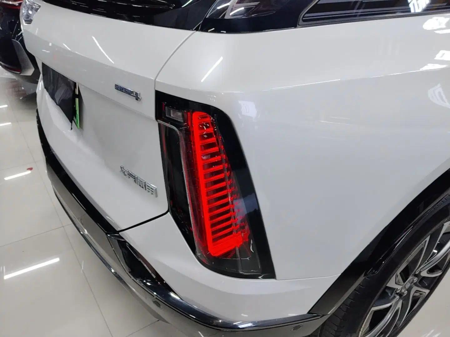 Cadillac OPTIQ 2024 Four-Wheel Drive Long-Range Version — миниатюра 7