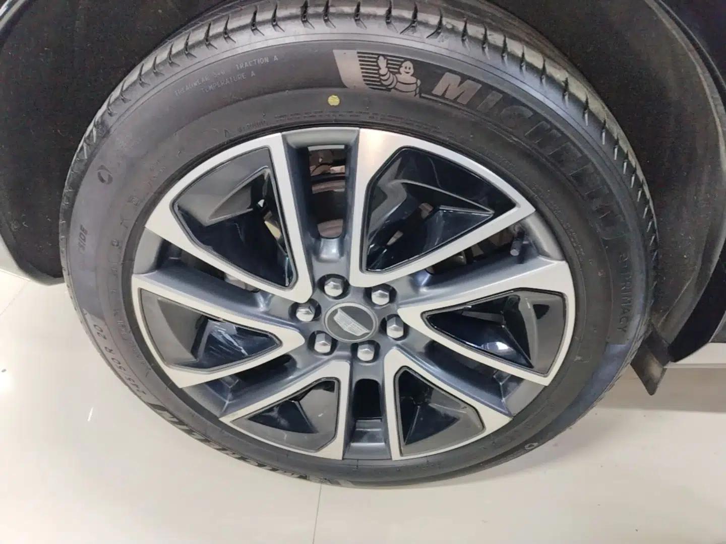 Cadillac OPTIQ 2024 Four-Wheel Drive Long-Range Version — миниатюра 10