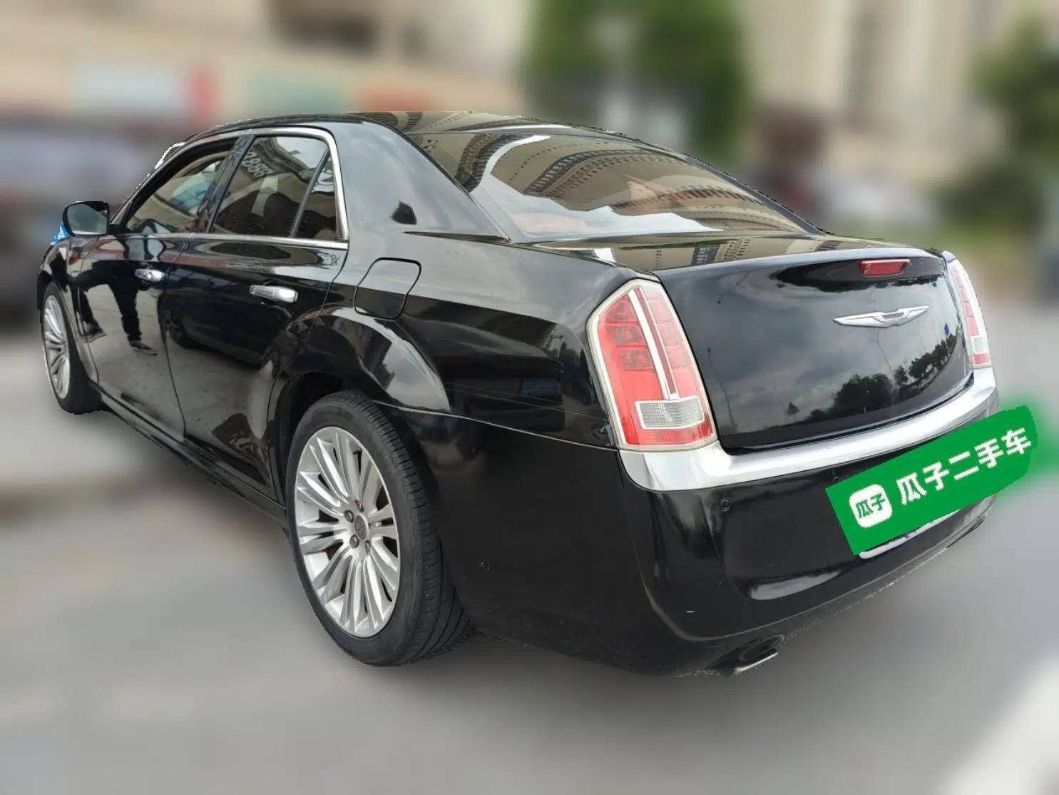 Chrysler 300C 2014 3.0L Excellence Edition — миниатюра 4