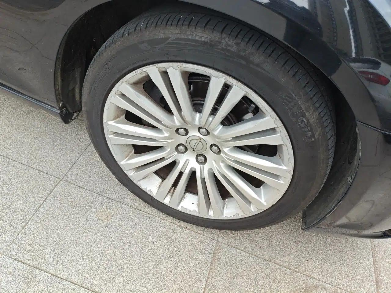 Chrysler 300C 2014 3.0L Excellence Edition — миниатюра 8