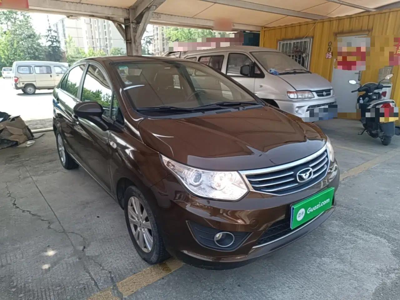 Cowin C3 2015 1.5L Manual Yellow Diamond Edition — миниатюра 3