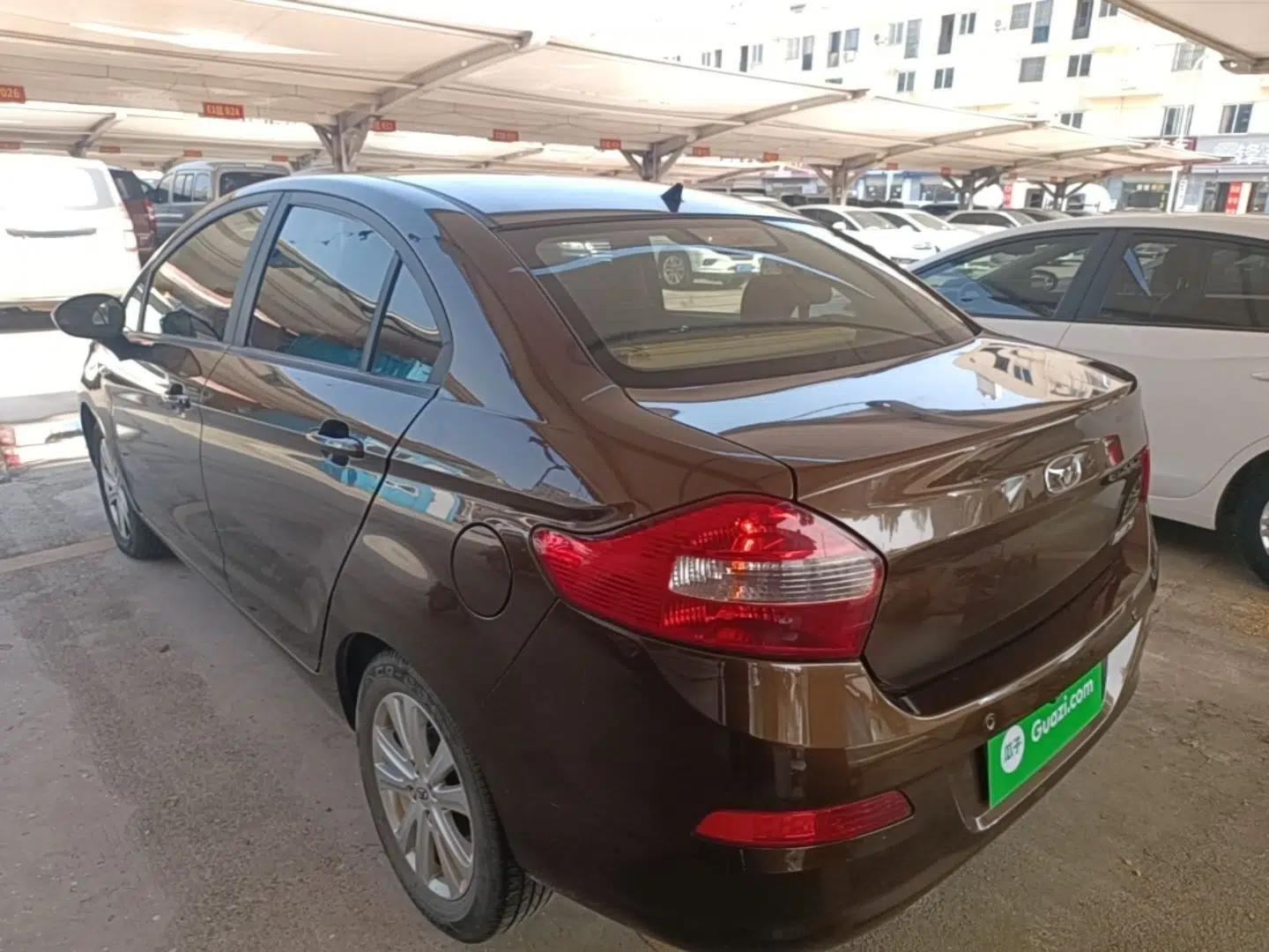Cowin C3 2015 1.5L Manual Yellow Diamond Edition — миниатюра 4