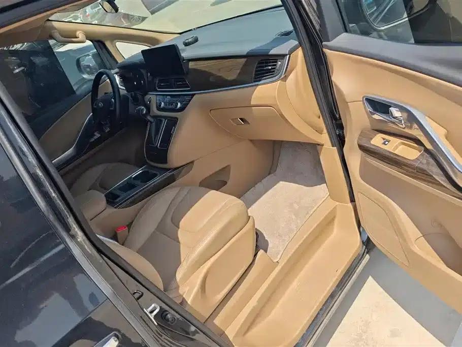 Refine L6 MAX 2021 2.0T Automatic Luxury Edition — миниатюра 8