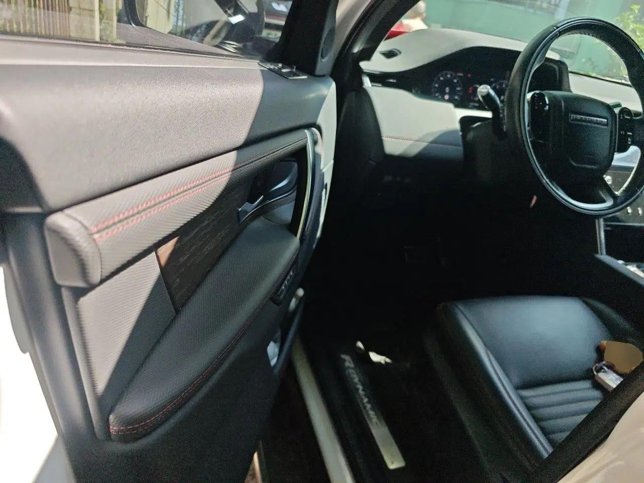 Land Rover Discovery Sport New Energy 2021 P300e Performance Tech Edition — миниатюра 17