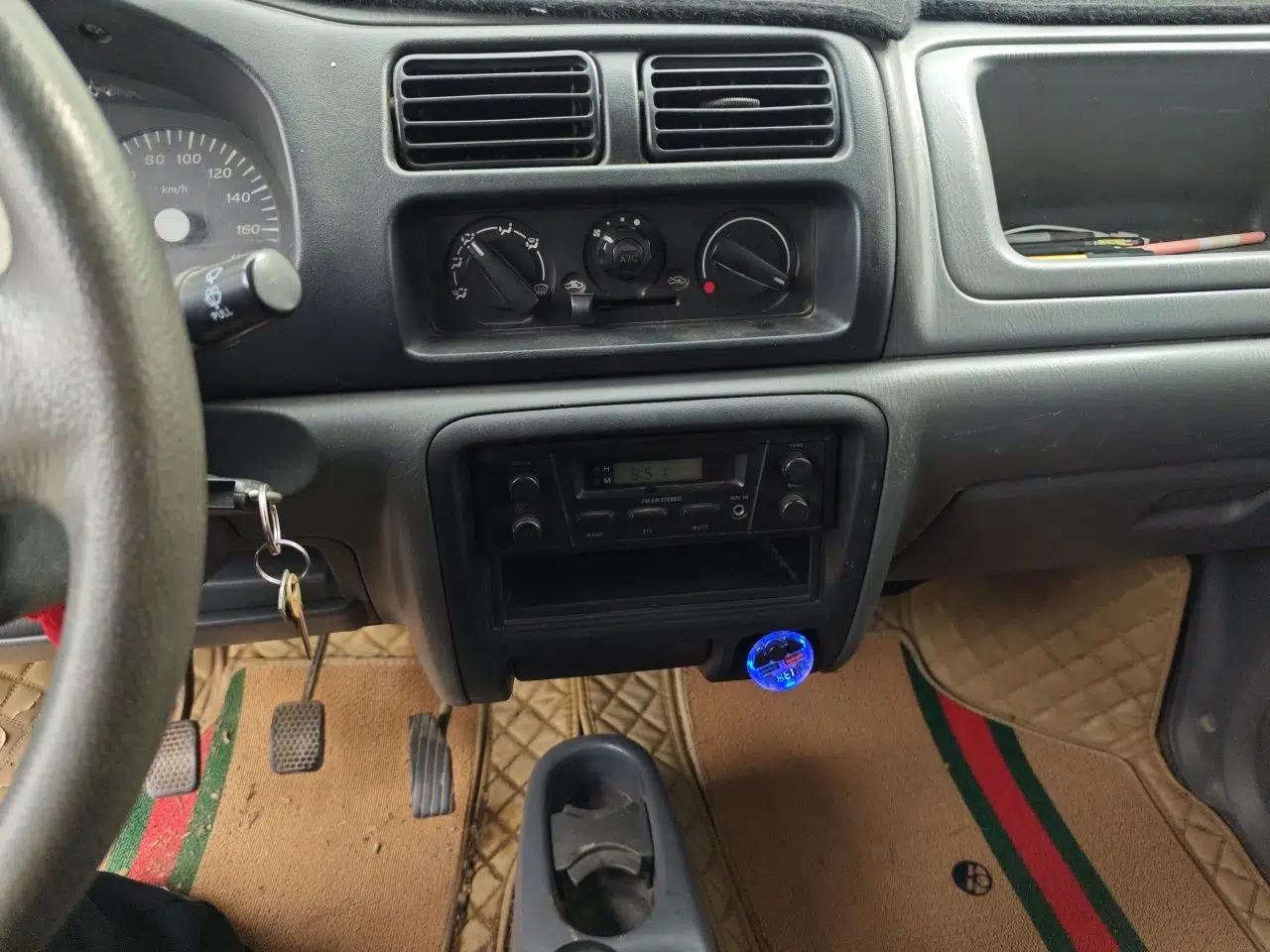 Suzuki Wagon R 2015 1.0L Manual Comfort Model — миниатюра 14