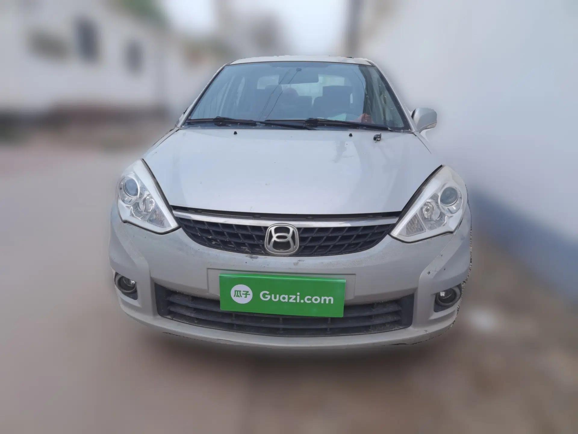 Suzuki Liana A6 2014 Sedan 1.4L Manual Happiness Edition — миниатюра 2