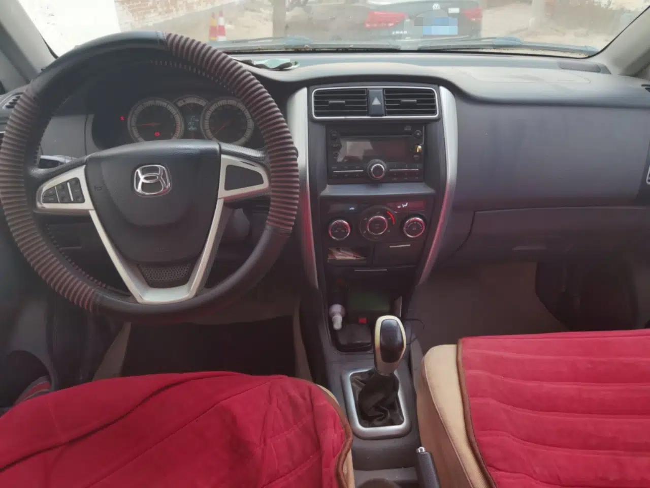 Suzuki Liana A6 2014 Sedan 1.4L Manual Happiness Edition — миниатюра 10