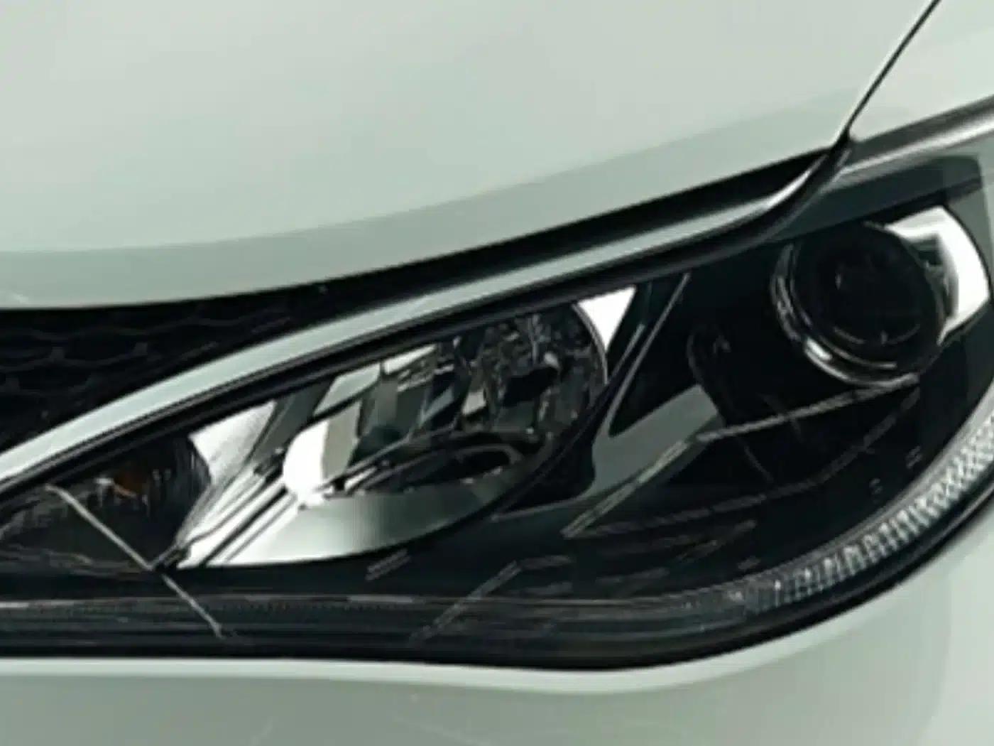2019 Chrysler Grand Voyager PHEV (Imported) 3.6L Plug-in Hybrid — миниатюра 8