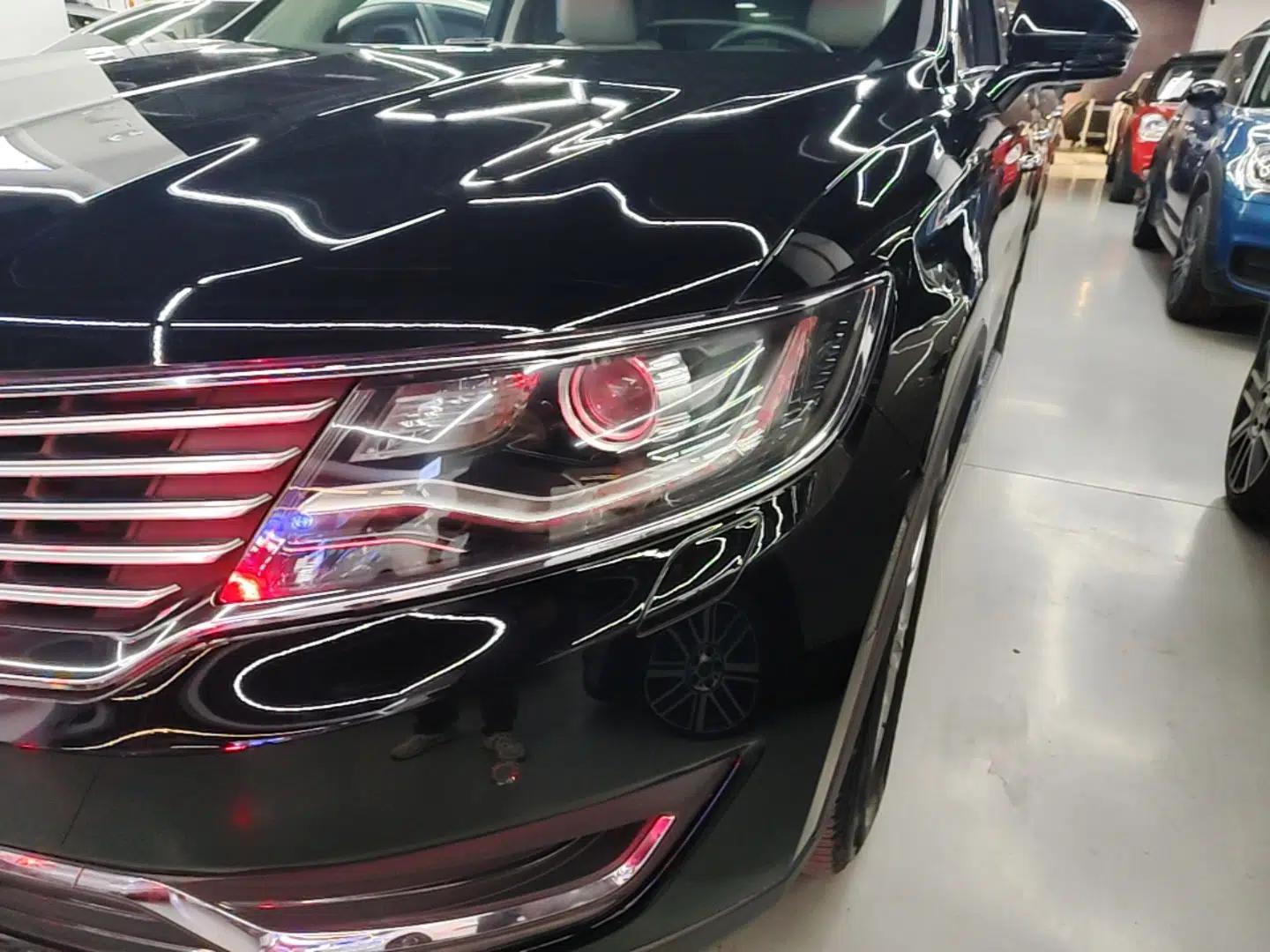 Lincoln MKX 2017 2.0T Two-Wheel Drive Deluxe Edition — миниатюра 9