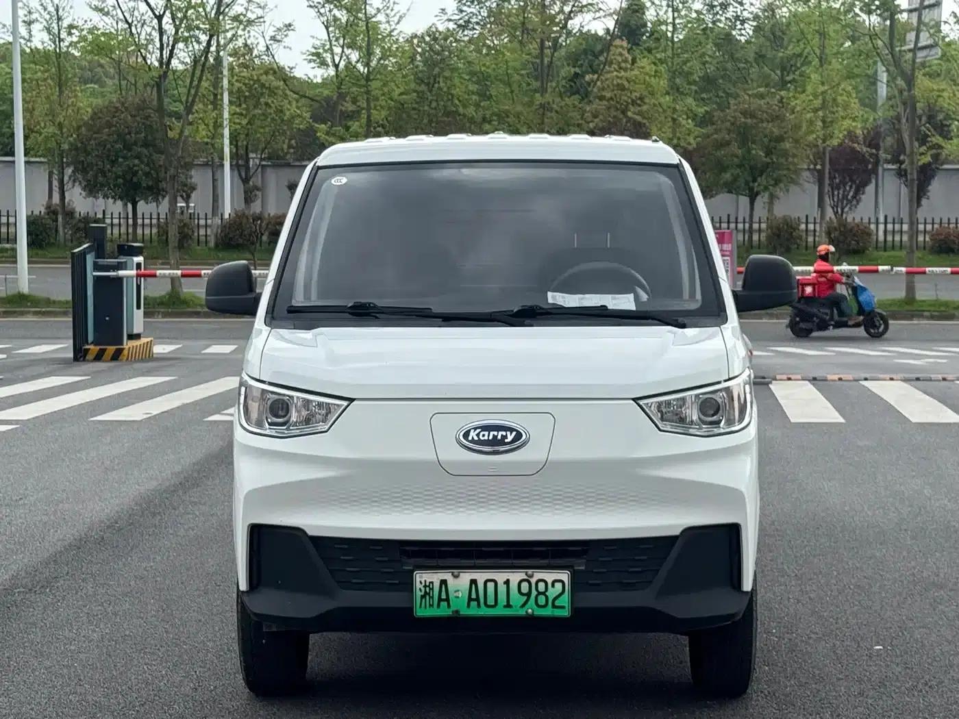 2023 Yangtze Finless Porpoise Comfort Edition with CALB 38.64kWh Lithium Battery — миниатюра 2