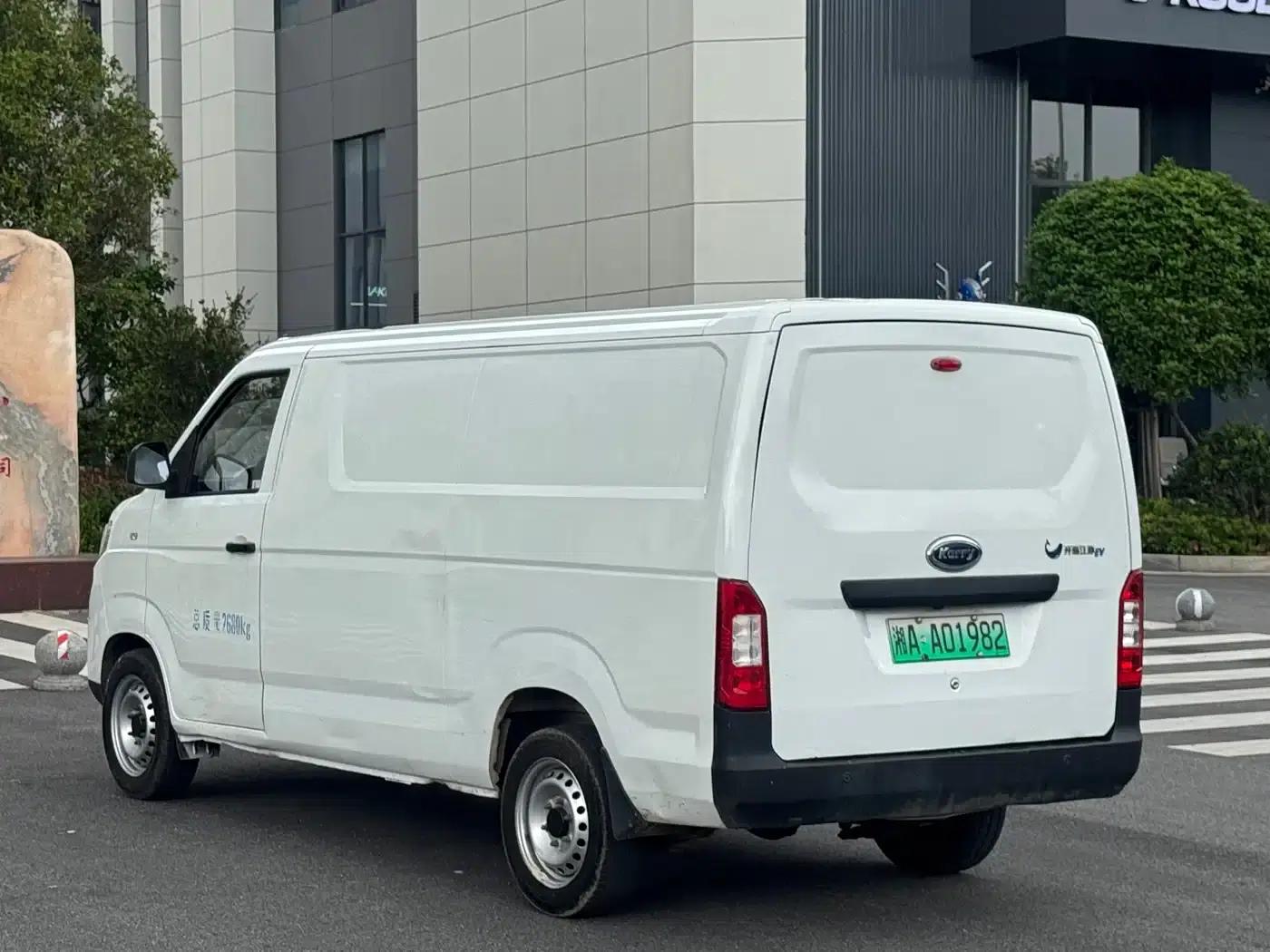 2023 Yangtze Finless Porpoise Comfort Edition with CALB 38.64kWh Lithium Battery — миниатюра 6