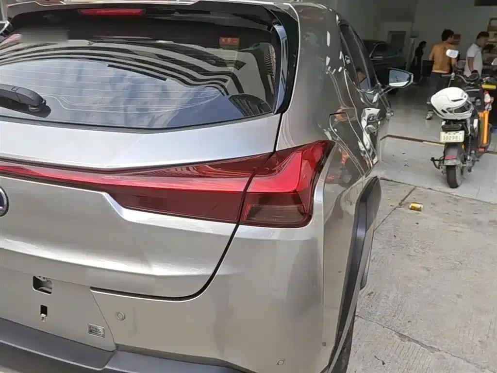 Lexus UX PHEV 2020 300e Pure Enjoy Edition — миниатюра 8