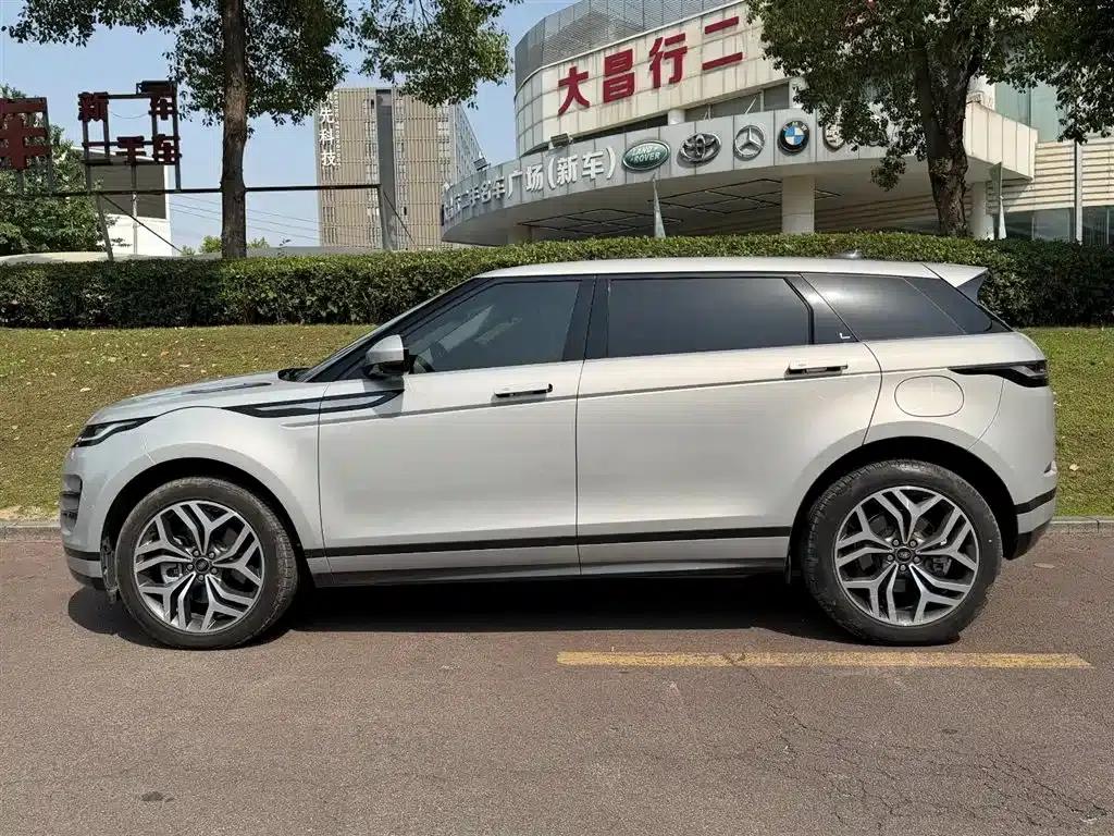 Range Rover Evoque Hybrid 2023 Model: Evoque L P300e Plug-in Electric Hybrid — миниатюра 3