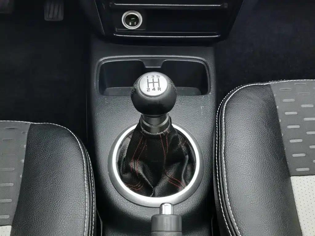 2011 Tianyu SX4 Facelift 1.6L Manual Sport — миниатюра 13