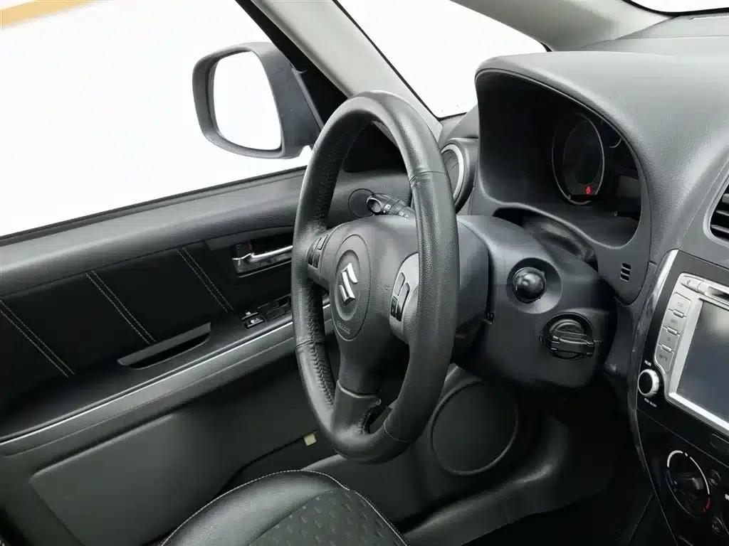 2011 Tianyu SX4 Facelift 1.6L Manual Sport — миниатюра 22