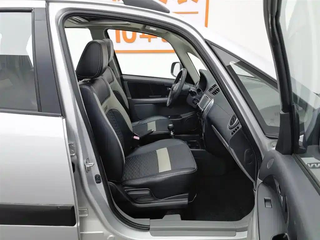 2011 Tianyu SX4 Facelift 1.6L Manual Sport — миниатюра 23