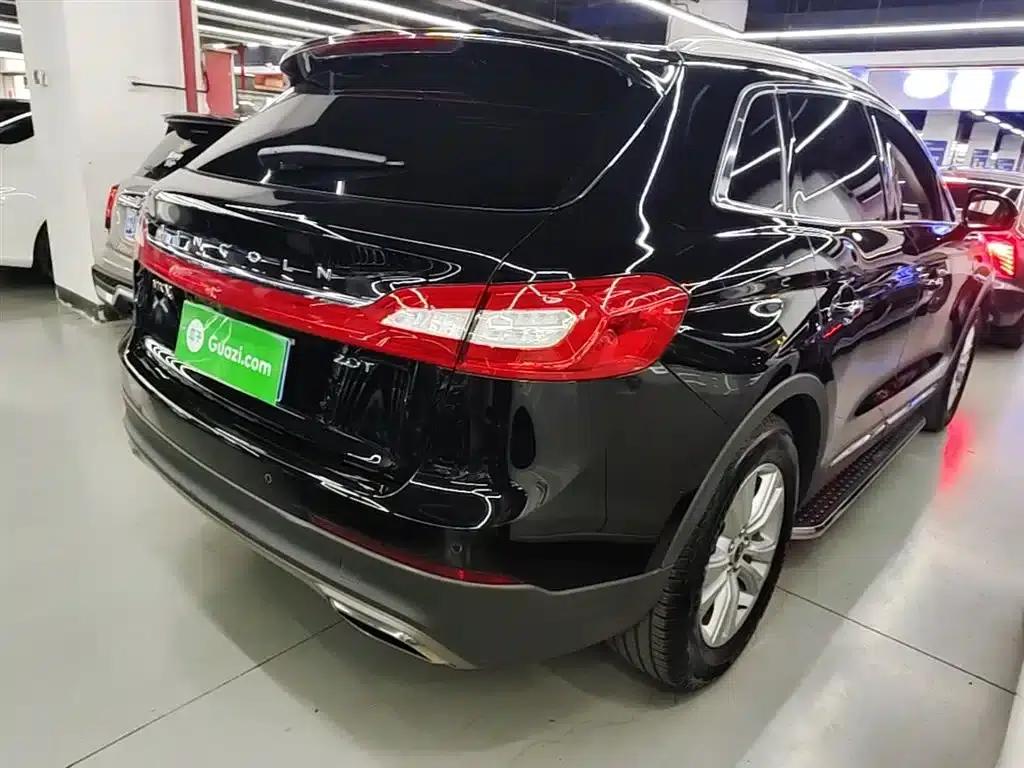 Lincoln MKX 2017 2.0T Two-Wheel Drive Premium Edition — миниатюра 7